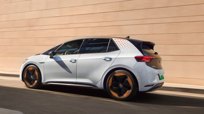 1704261897233882.jpg 100.jpg